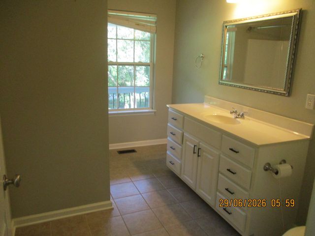 10721 Dallas Hollow Road, Soddy Daisy, TN 37379