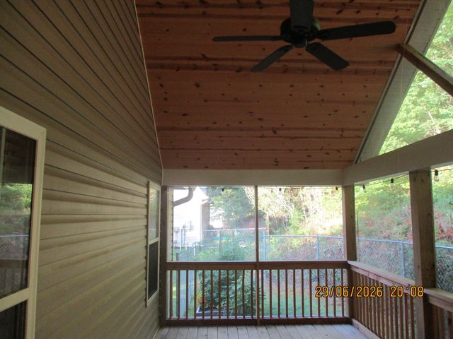 10721 Dallas Hollow Road, Soddy Daisy, TN 37379