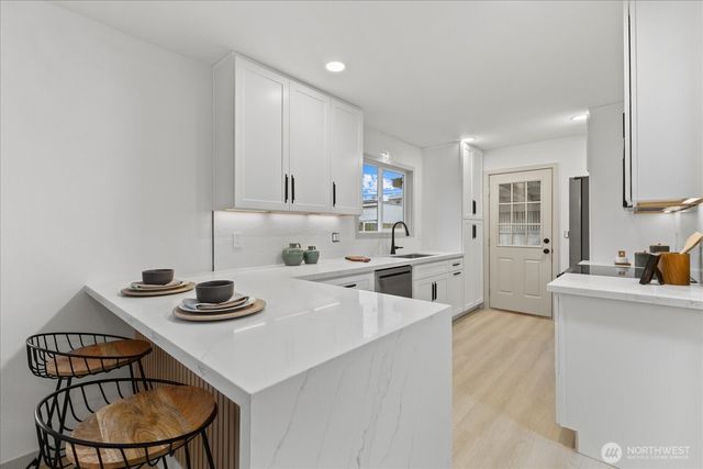 1917 Grove Street, Marysville, WA 98270