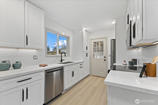 1917 Grove Street, Marysville, WA 98270