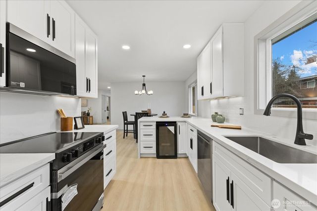 1917 Grove Street, Marysville, WA 98270