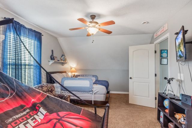 415 Daytona Dr, Cornersville, TN 37047