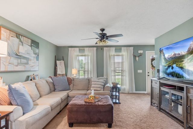 415 Daytona Dr, Cornersville, TN 37047