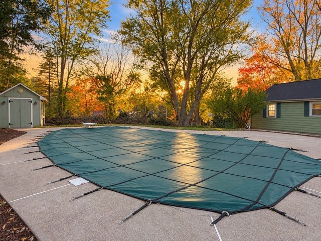 16 Roy Ave, Holliston, MA 01746