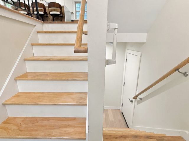 16 Roy Ave, Holliston, MA 01746
