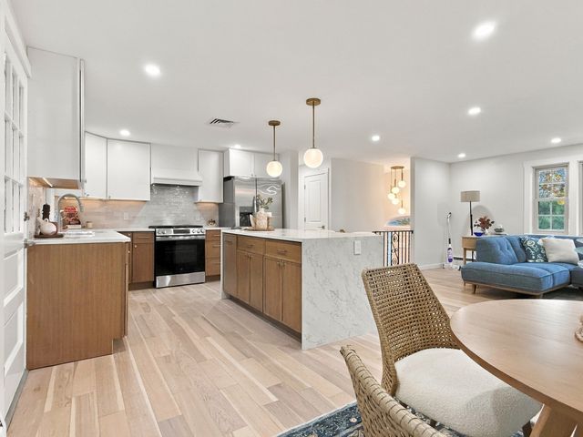 16 Roy Ave, Holliston, MA 01746