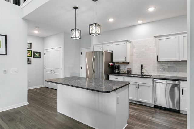 453 Spring Crest Lane, Waukee, IA 50263