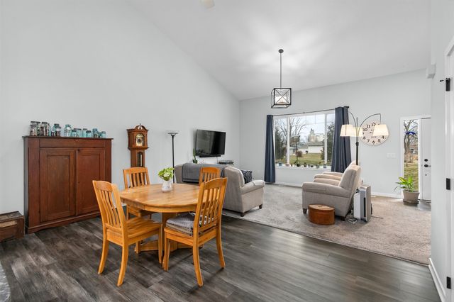 453 Spring Crest Lane, Waukee, IA 50263