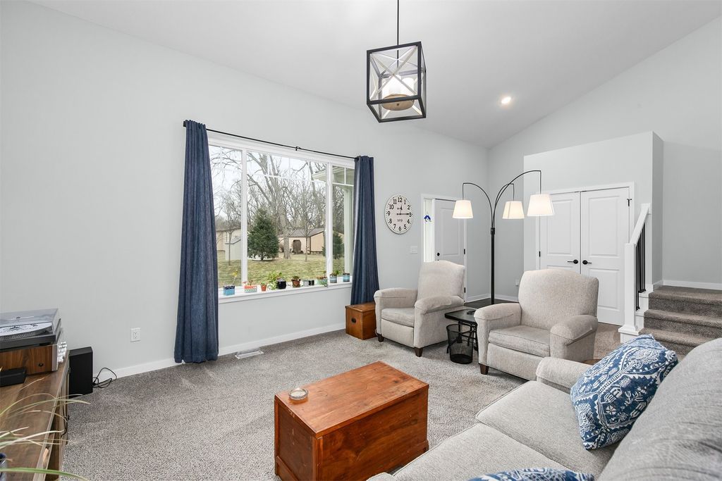 453 Spring Crest Lane, Waukee, IA 50263