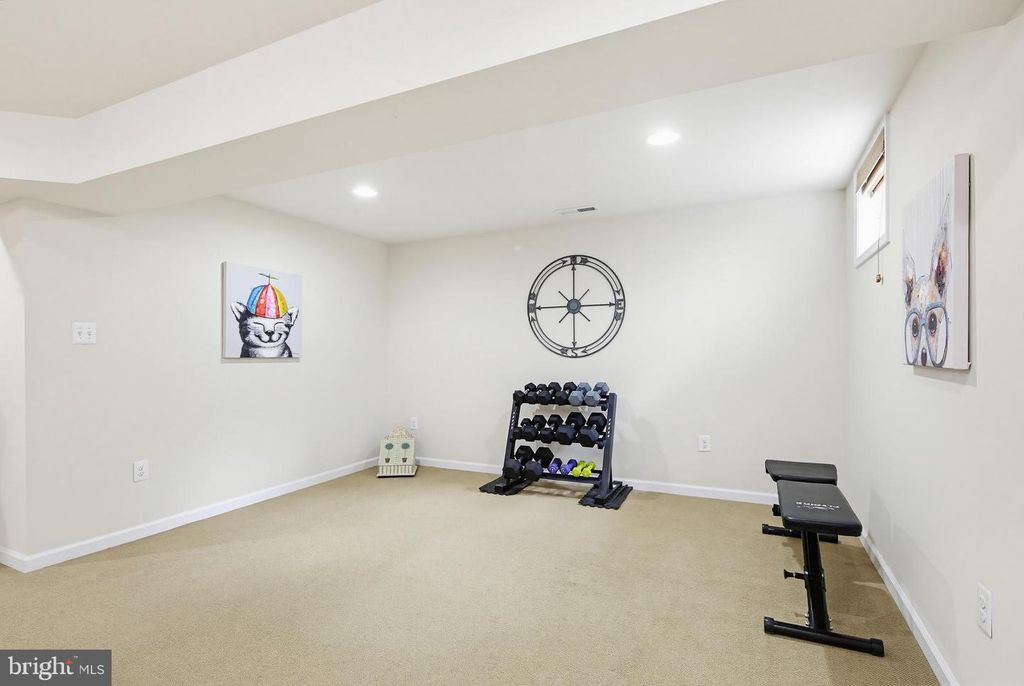 Image 100 of property listing at 6464 S WIND CIR, Columbia, MD 21044