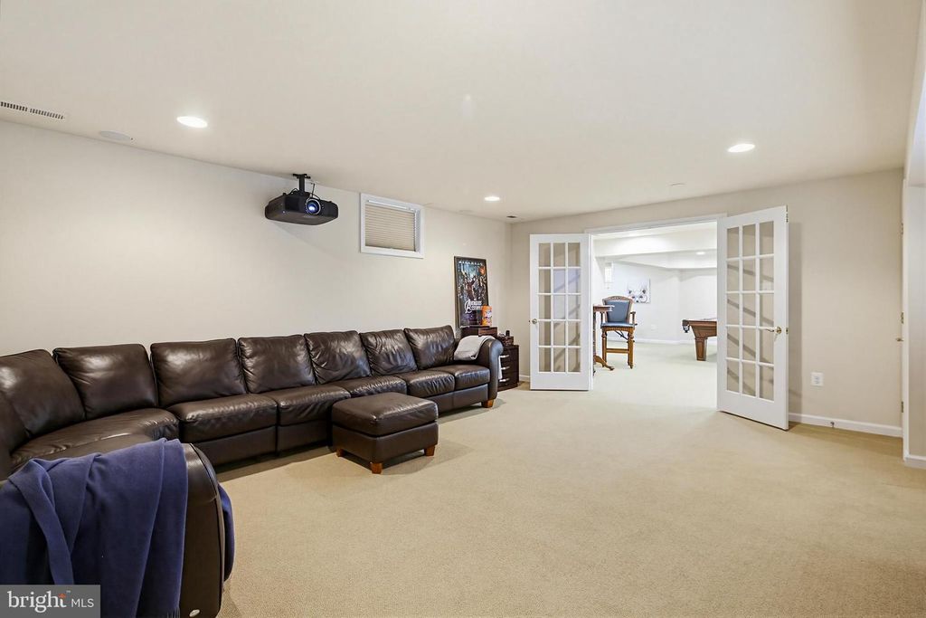 Image 107 of property listing at 6464 S WIND CIR, Columbia, MD 21044