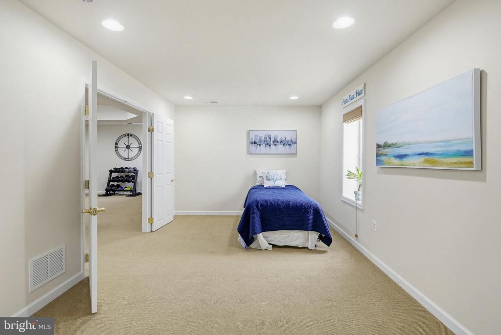 Image 111 of property listing at 6464 S WIND CIR, Columbia, MD 21044