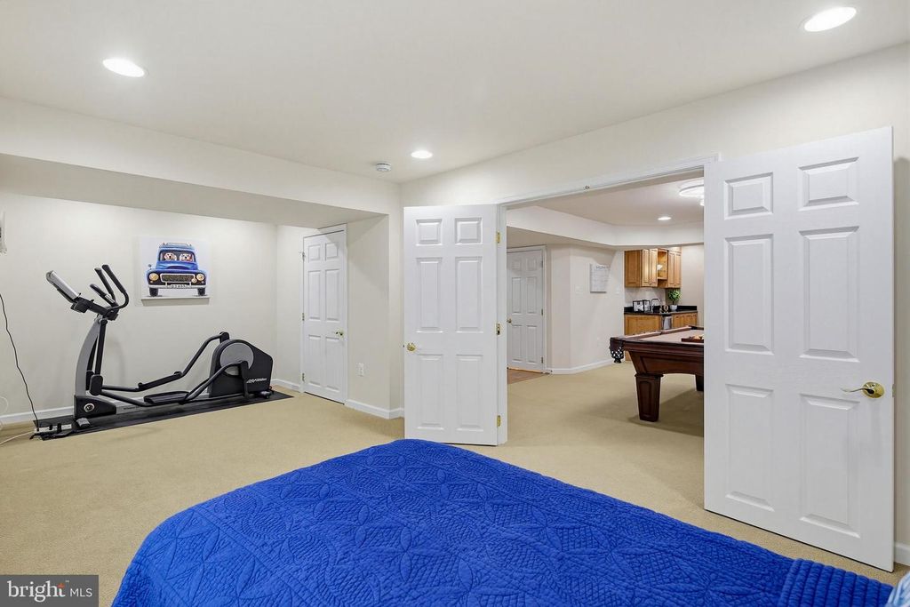 Image 112 of property listing at 6464 S WIND CIR, Columbia, MD 21044