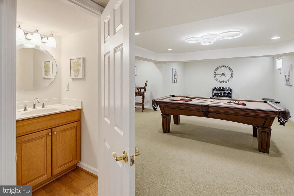 Image 116 of property listing at 6464 S WIND CIR, Columbia, MD 21044