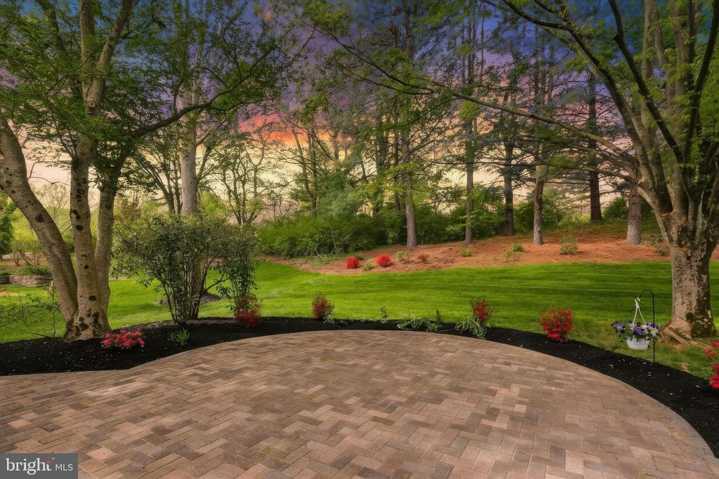 Image 120 of property listing at 6464 S WIND CIR, Columbia, MD 21044