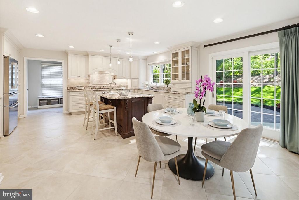 Image 19 of property listing at 6464 S WIND CIR, Columbia, MD 21044