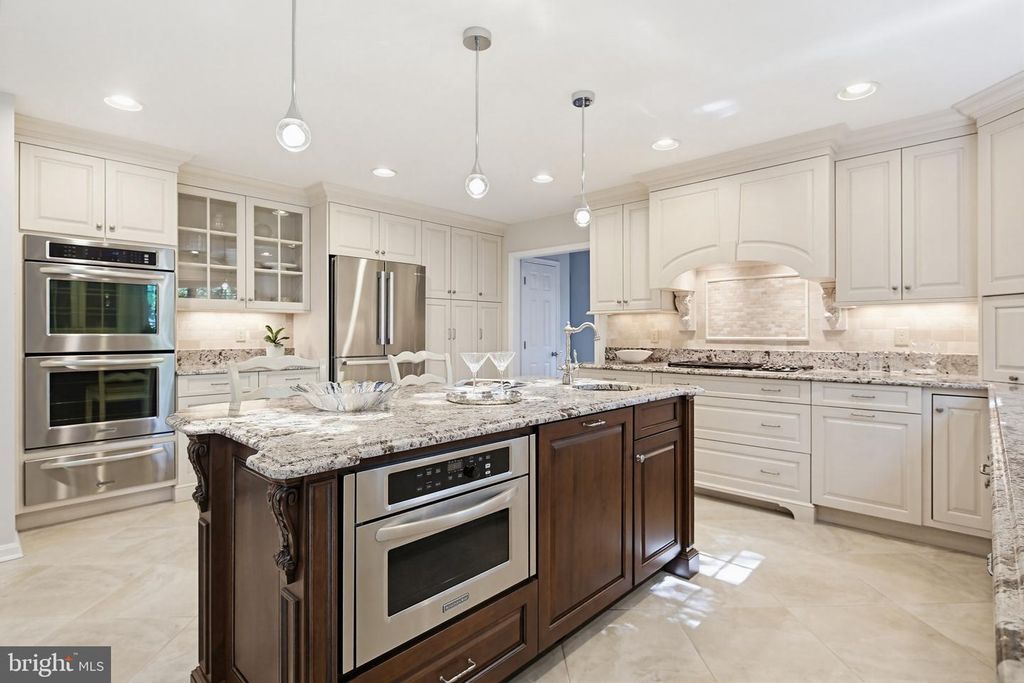 Image 20 of property listing at 6464 S WIND CIR, Columbia, MD 21044