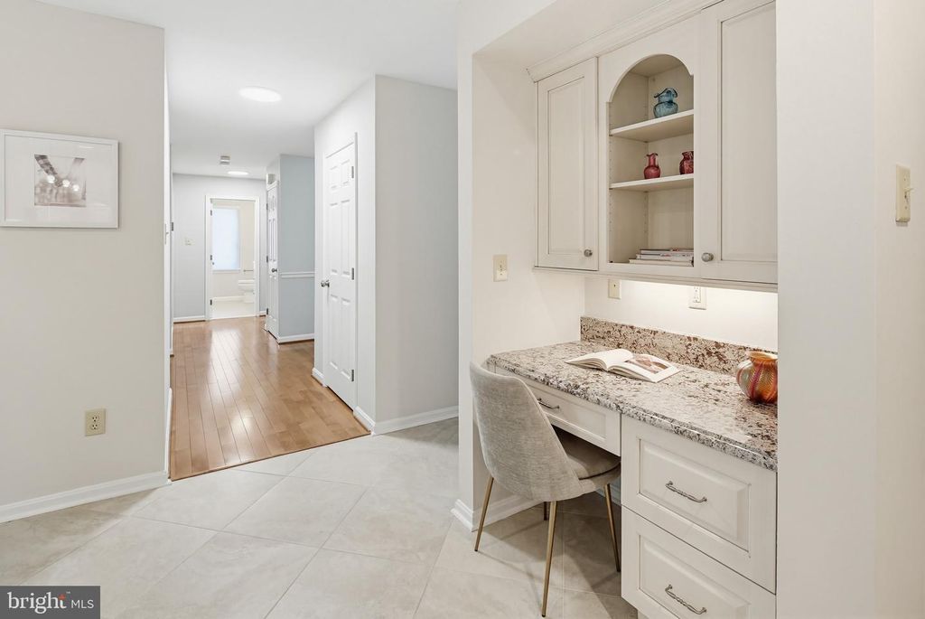 Image 32 of property listing at 6464 S WIND CIR, Columbia, MD 21044