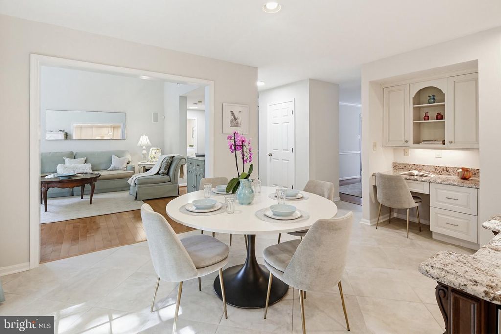 Image 33 of property listing at 6464 S WIND CIR, Columbia, MD 21044