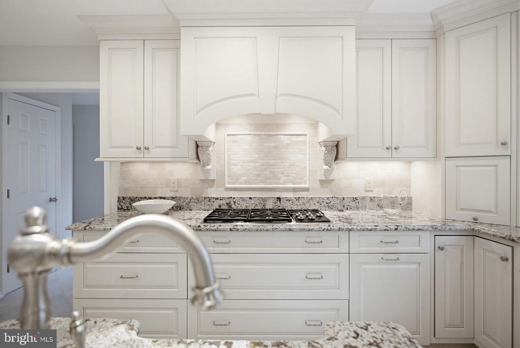 Image 40 of property listing at 6464 S WIND CIR, Columbia, MD 21044