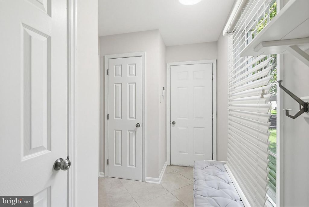 Image 53 of property listing at 6464 S WIND CIR, Columbia, MD 21044