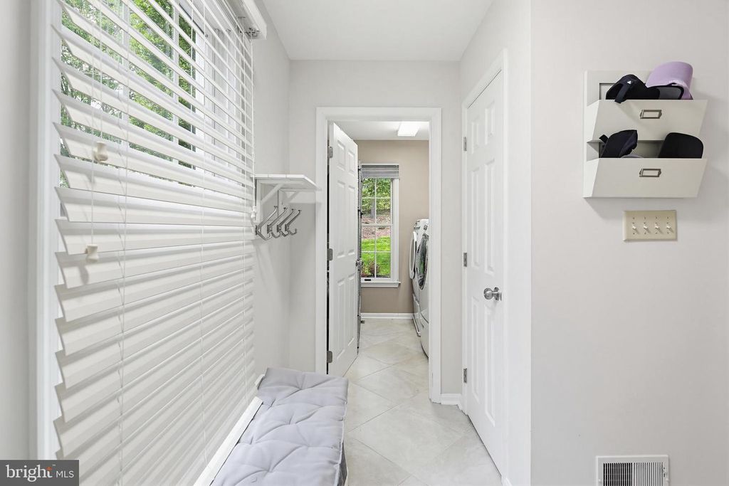 Image 55 of property listing at 6464 S WIND CIR, Columbia, MD 21044