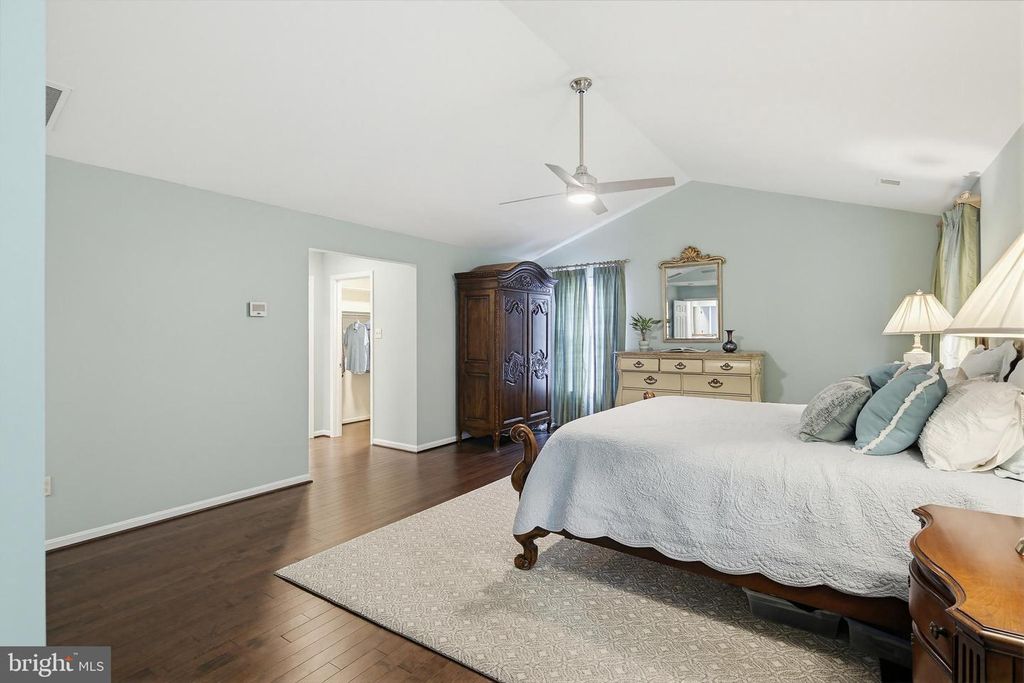 Image 60 of property listing at 6464 S WIND CIR, Columbia, MD 21044