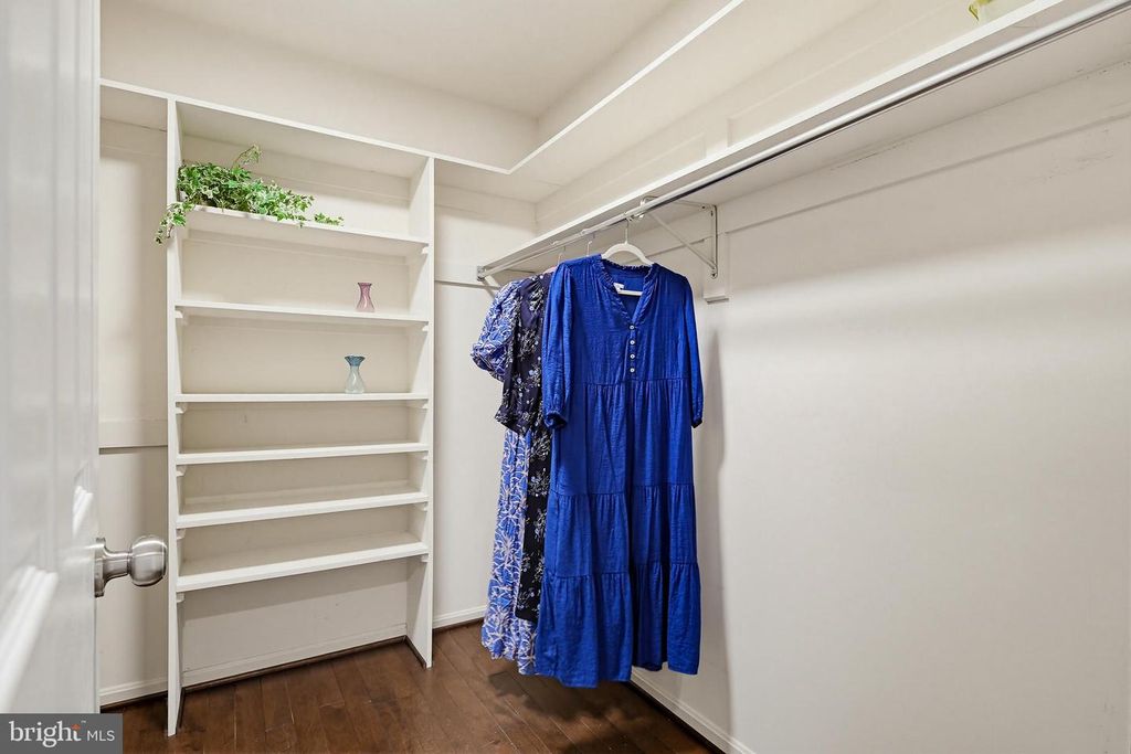 Image 63 of property listing at 6464 S WIND CIR, Columbia, MD 21044