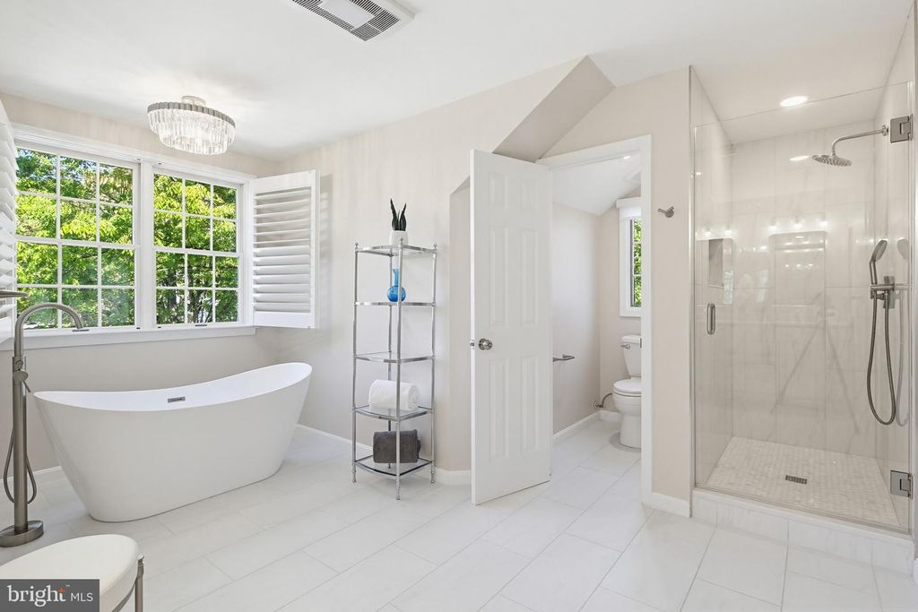 Image 65 of property listing at 6464 S WIND CIR, Columbia, MD 21044