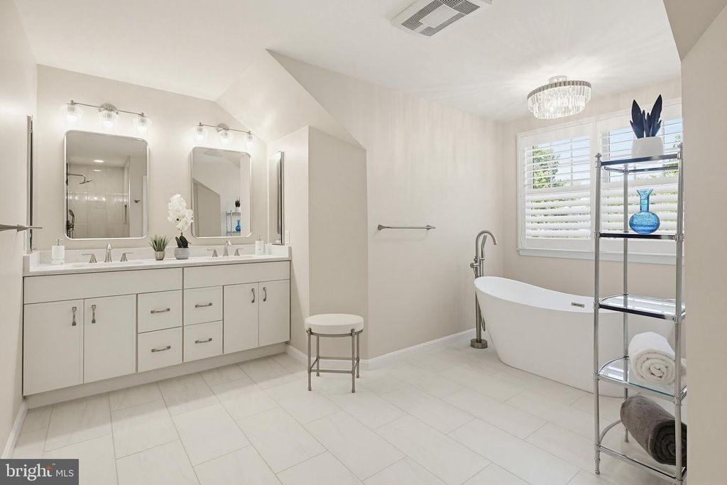 Image 69 of property listing at 6464 S WIND CIR, Columbia, MD 21044