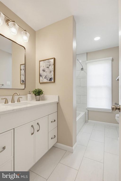 Image 93 of property listing at 6464 S WIND CIR, Columbia, MD 21044