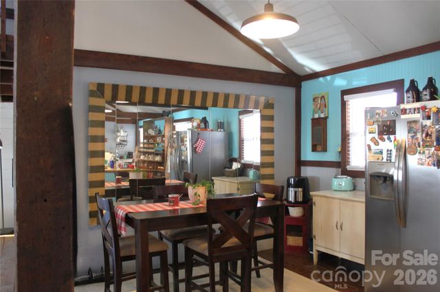 207 3rd Avenue NW, Conover, NC 28613