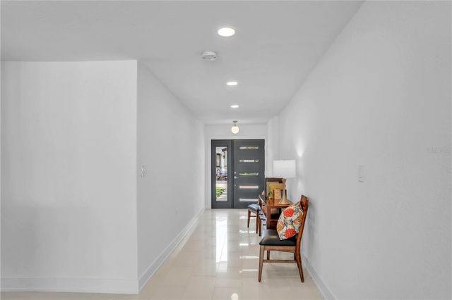 349 BELLEAIR DRIVE NE, St Petersburg, FL 33704