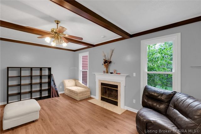 11699 S Old Bear Creek Road, Pekin, IN 47165