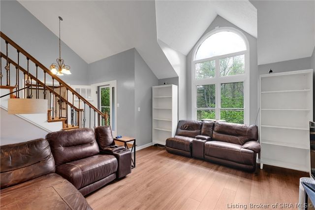 11699 S Old Bear Creek Road, Pekin, IN 47165