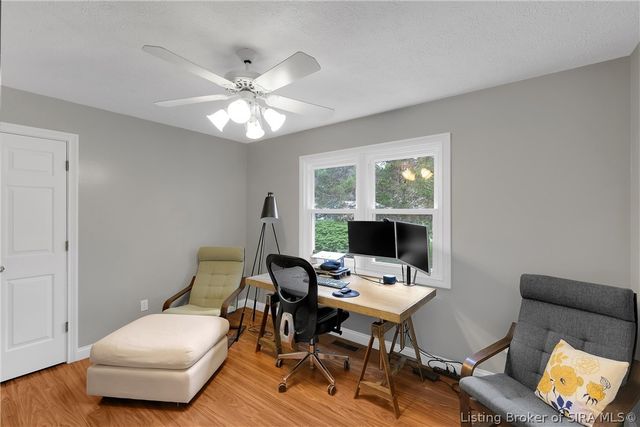 11699 S Old Bear Creek Road, Pekin, IN 47165