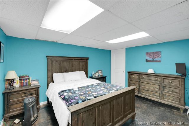 11699 S Old Bear Creek Road, Pekin, IN 47165