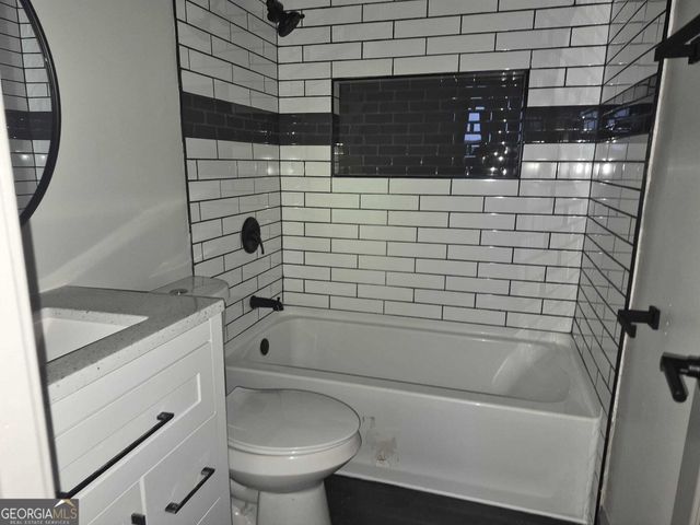 1020 Hampton Hill Court, Lawrenceville, GA 30044