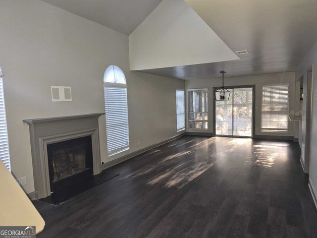 1020 Hampton Hill Court, Lawrenceville, GA 30044