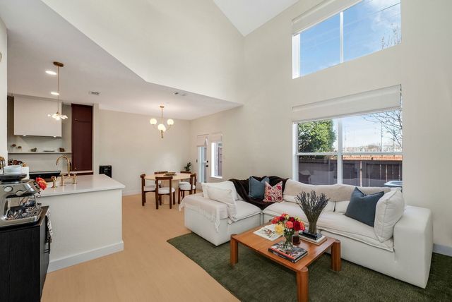 4561 Woodsboro Lane, Plano, TX 75024