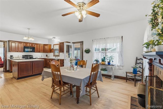 445 Crystal Street, Milford, MI 48381