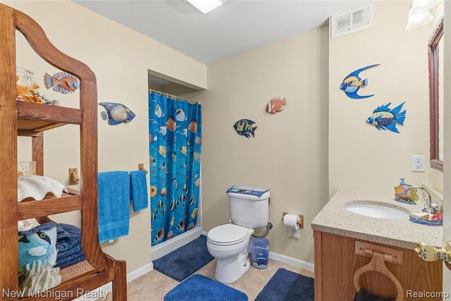 445 Crystal Street, Milford, MI 48381