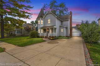 445 Crystal Street, Milford, MI 48381