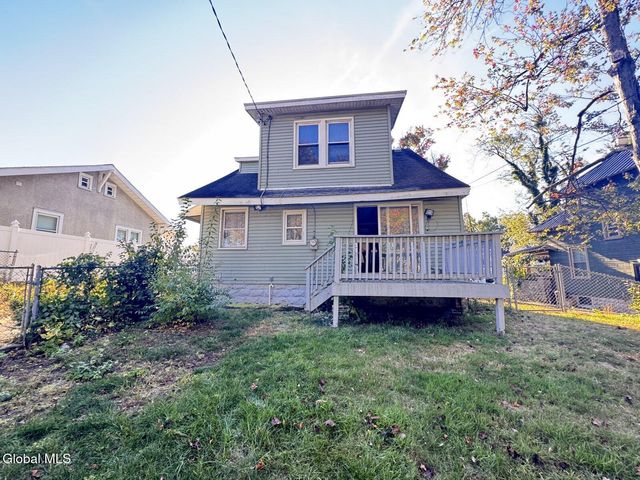 13 Corlaer Avenue, Schenectady, NY 12304