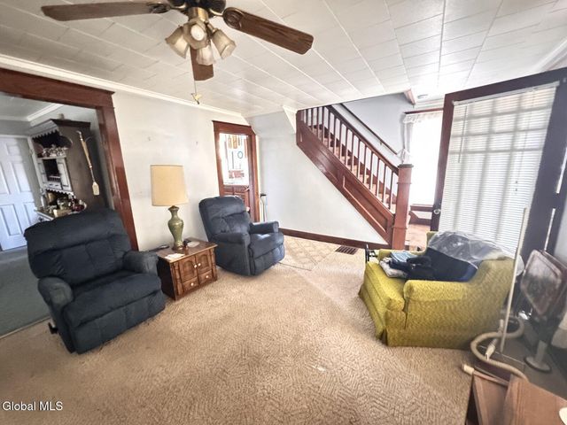 13 Corlaer Avenue, Schenectady, NY 12304