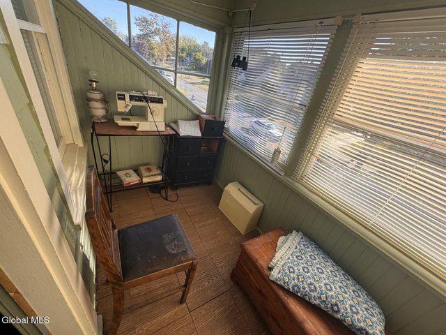 13 Corlaer Avenue, Schenectady, NY 12304