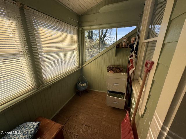 13 Corlaer Avenue, Schenectady, NY 12304