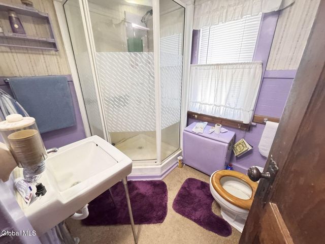 13 Corlaer Avenue, Schenectady, NY 12304