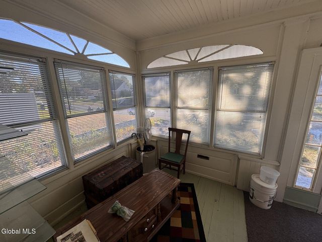 13 Corlaer Avenue, Schenectady, NY 12304