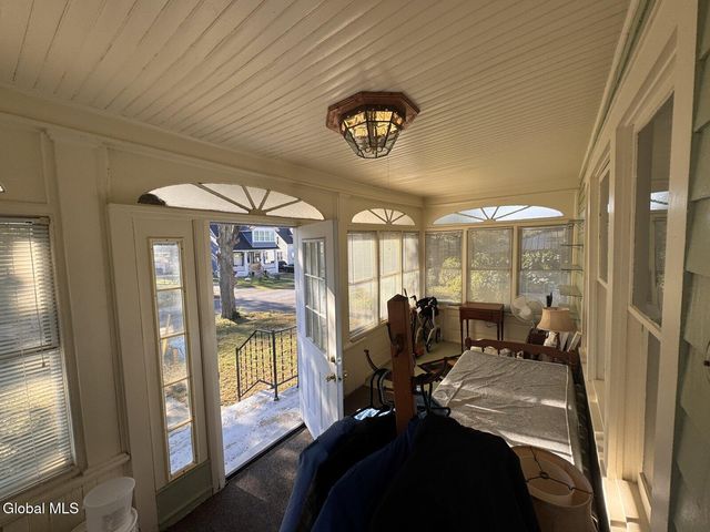 13 Corlaer Avenue, Schenectady, NY 12304